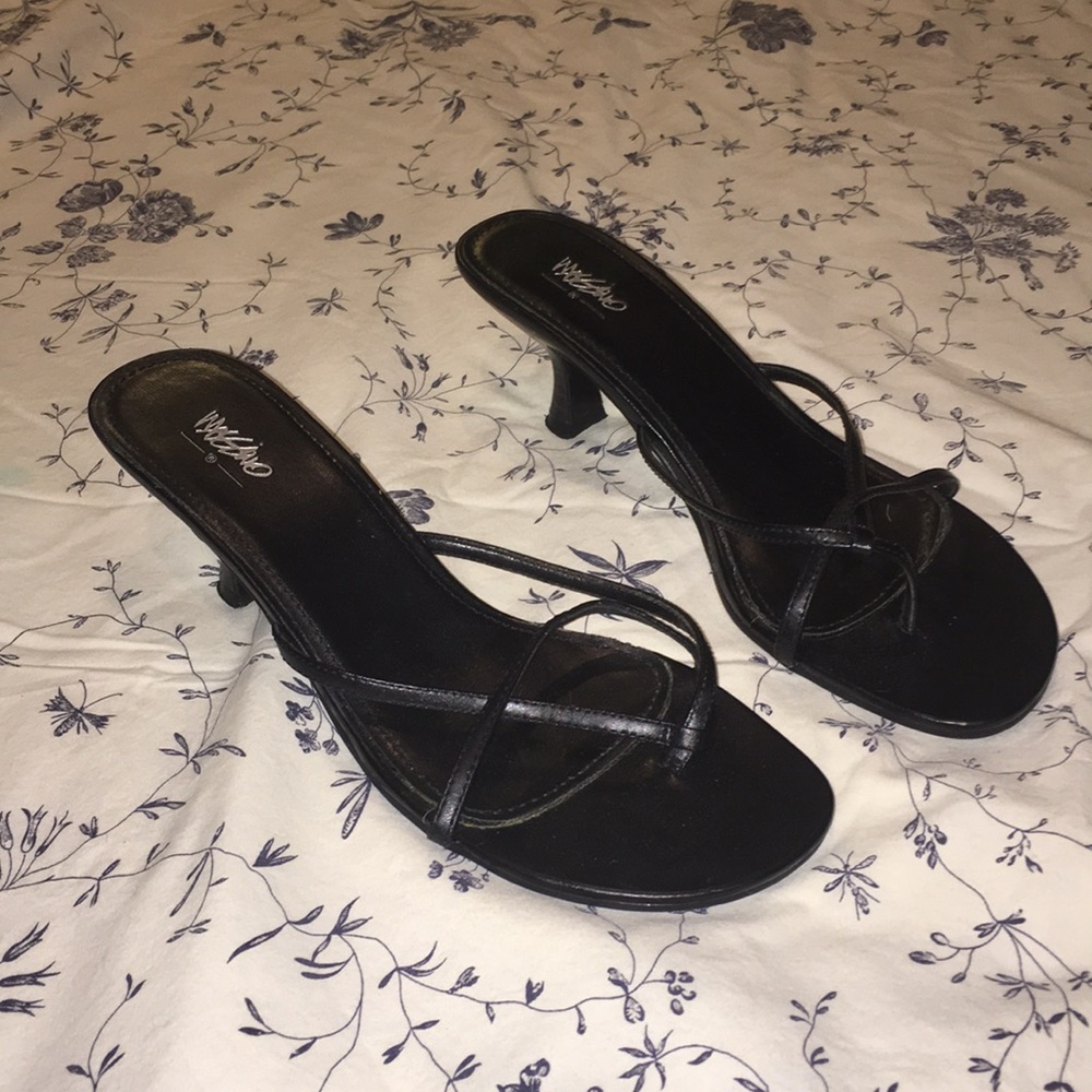 Black short heels